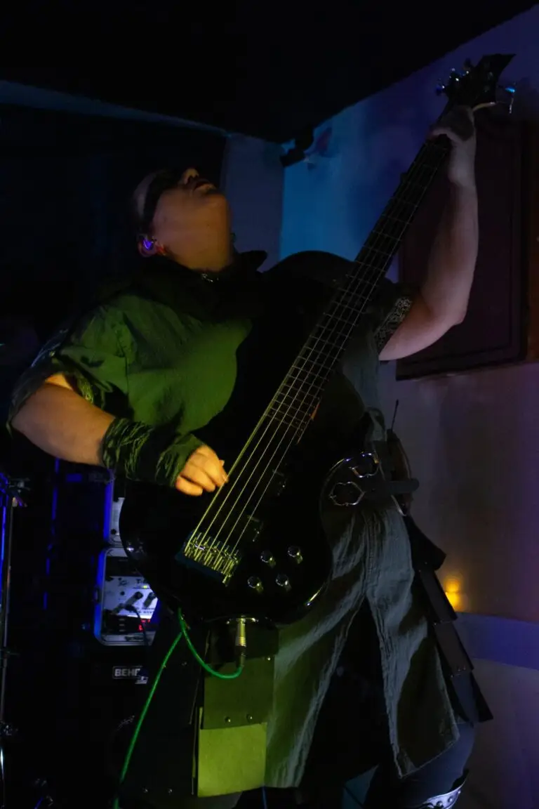 cd8b4ca7-f00a-42f1-be00-562d83343d93